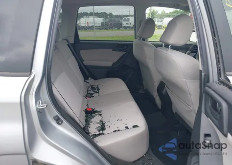 2015 Subaru Forester 2.5I Premium z USA, uszkodzony, nr VIN JF2SJAFCXFH517248